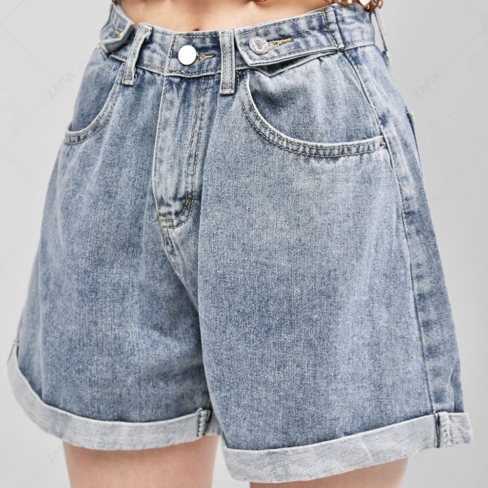 NWT Zaful Light Blue High-Waist Rolled Hem Jean Shorts